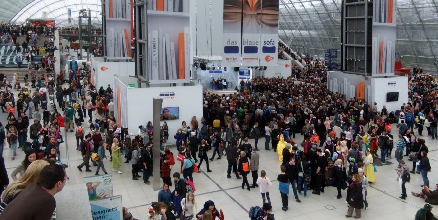 Die Besucher der Leipziger Buchmesse